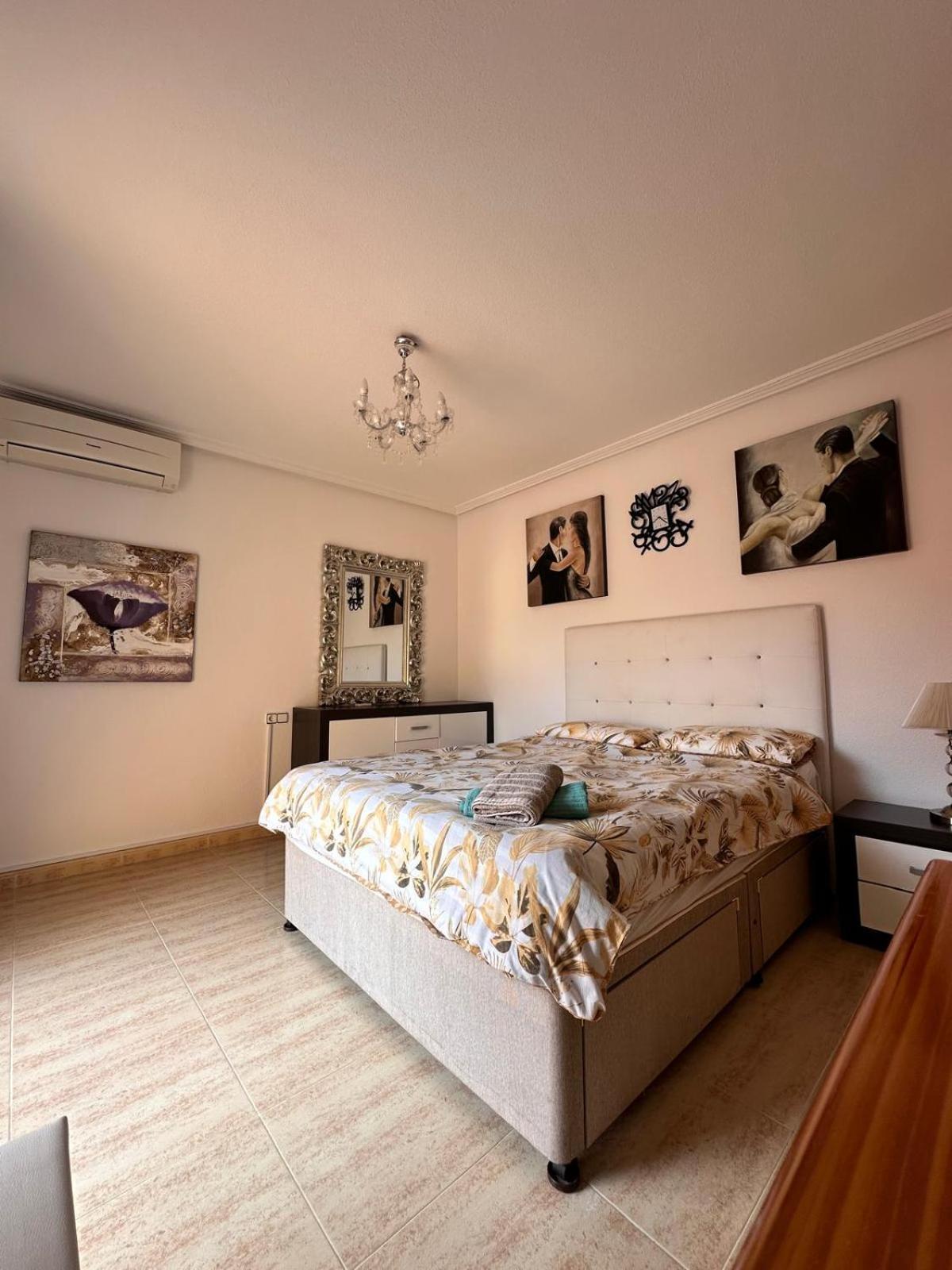 Nice 3 Bedroom Duplex Cabo Roig โอริอุเอลา ภายนอก รูปภาพ
